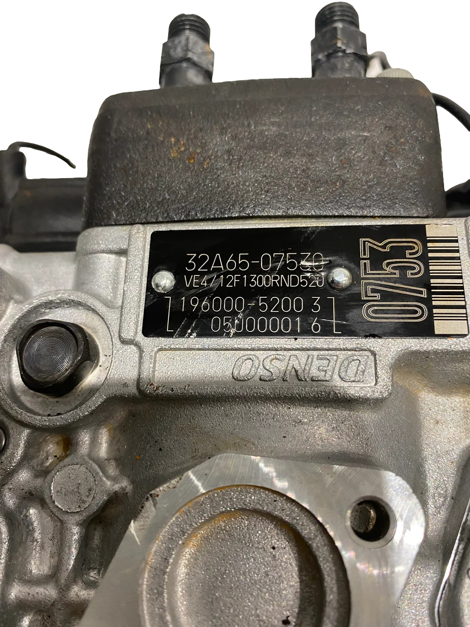 Denso Diesel Fuel Injection Pump 32A65-07530 196000-5200